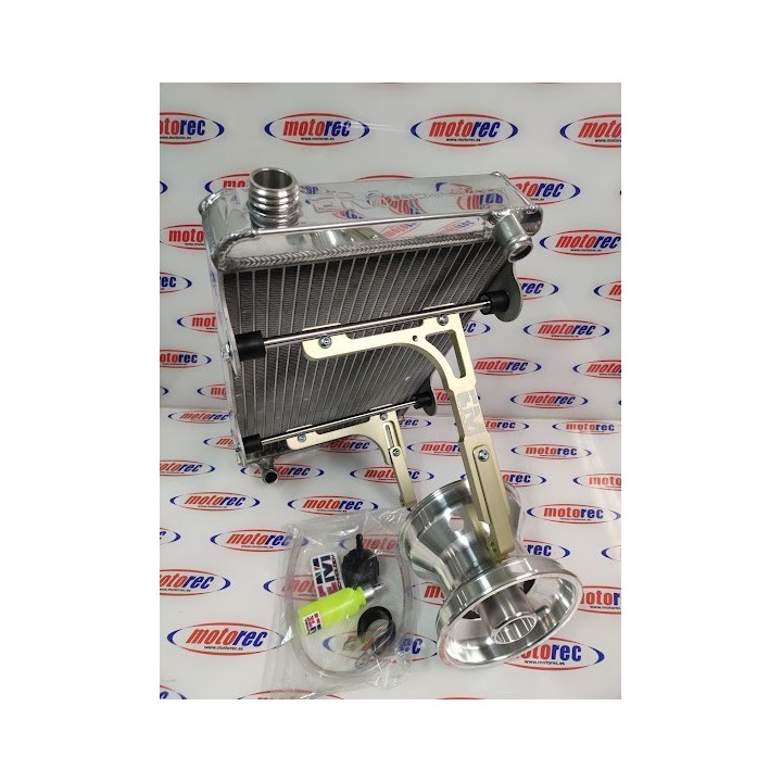Radiador kart modelo AF1, fabricado en aluminio pulido... soporte incluido